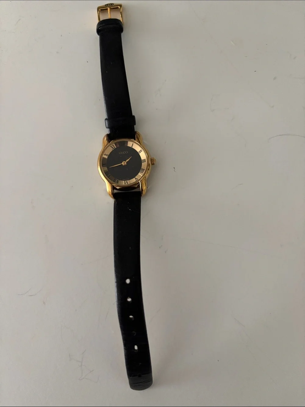 Vintage Gucci Gold-Tone Case with Black Dial and Black Leather Strap Watch
